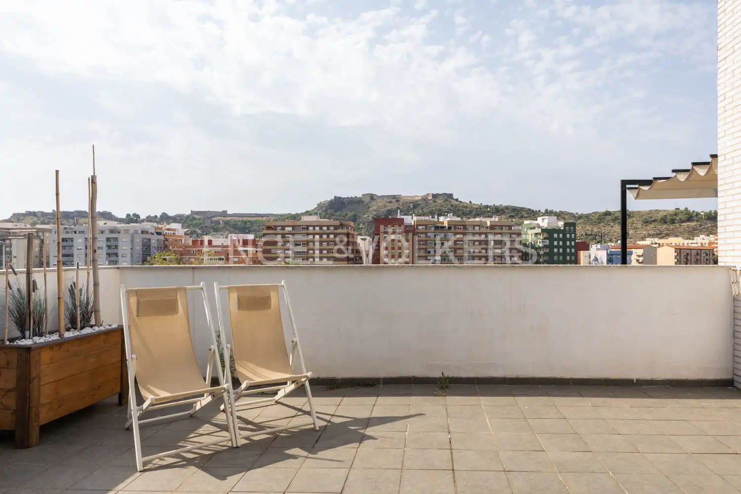 Terrassa de Pis en venda en Sagunto / Sagunt amb Aire condicionat, Calefacció i Parquet