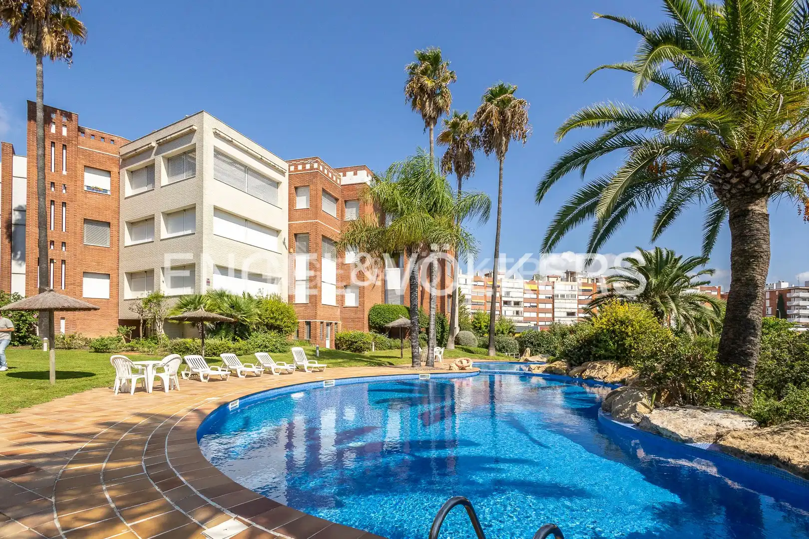 Schwimmbecken von Wohnung zur Miete in Tarragona mit Klimaanlage, Heizung und Privatgarten