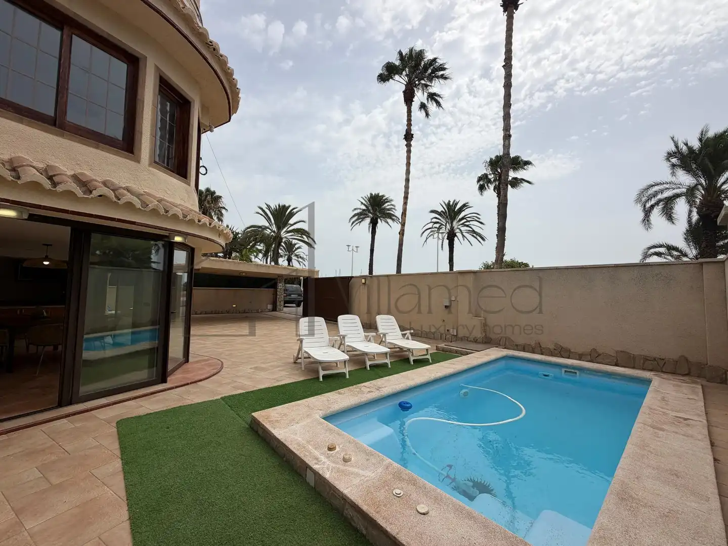Vista exterior de Casa o chalet de alquiler en La Pobla de Farnals con Aire acondicionado, Calefacción y Terraza
