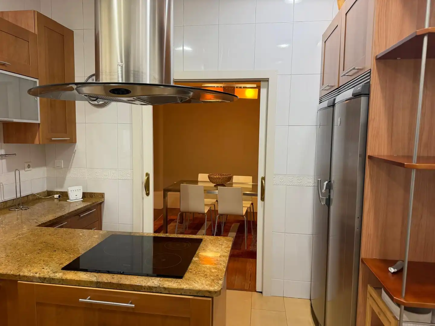 Küche von Wohnung zur Miete in Vigo  mit Heizung, Parkett und Möbliert