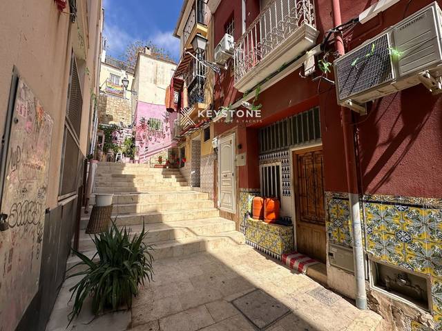 Edificio en Venta en calle santa lucía en Casco Antiguo - Sta. Cruz - Ayuntamiento