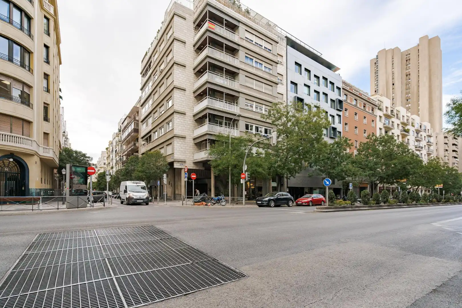 Vista exterior de Piso en venta en Madrid con Aire acondicionado, Calefacción y Alarma