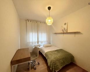 Bedroom of Apartment to share in Alcorcón  with Air Conditioner, Heating and Furnished