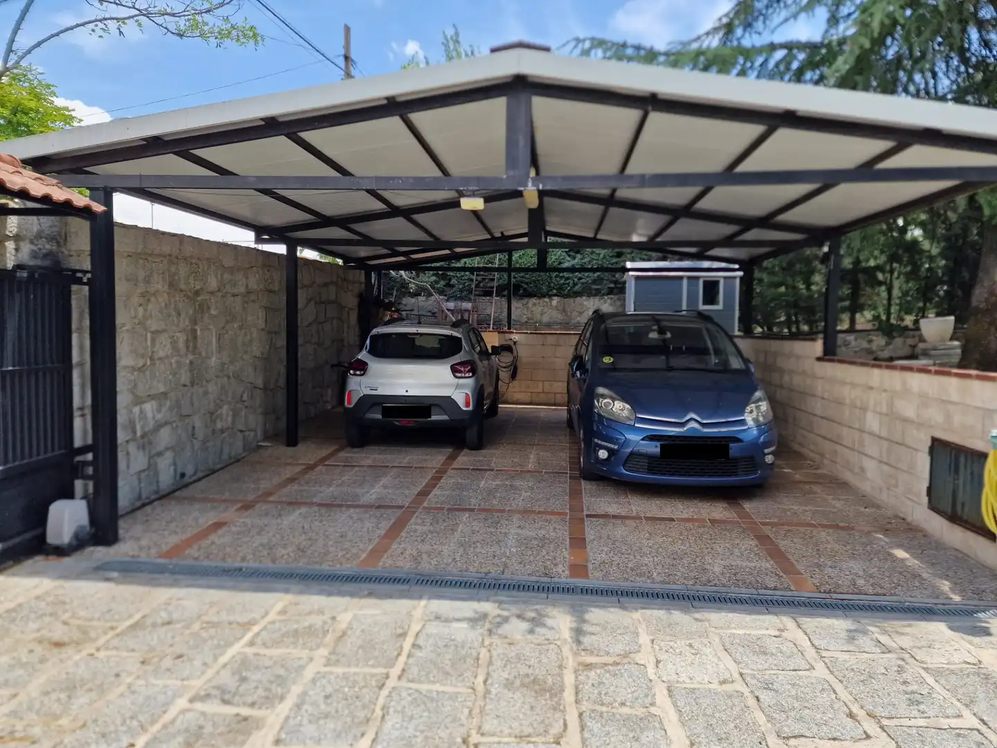 Parking of Detached homes for sale in Colmenar Viejo  with Air Conditioner, Heating and Private garden