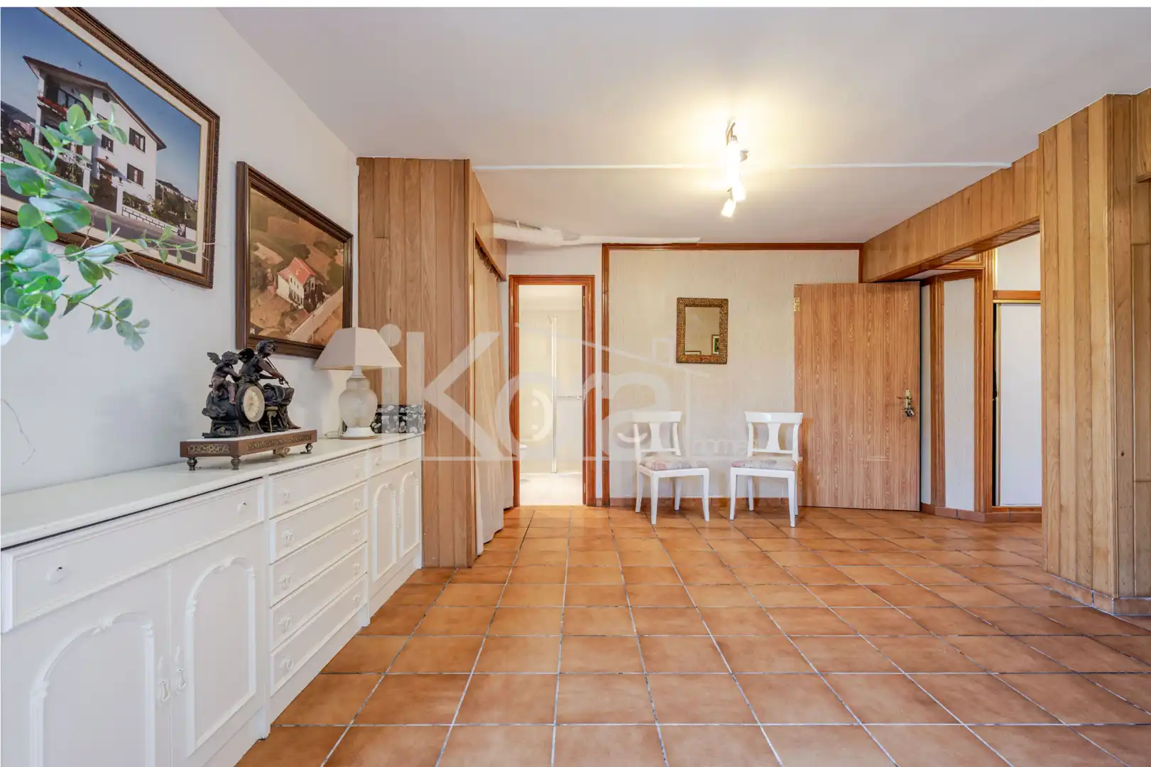 Sala d'estar de Casa o xalet en venda en Lasarte-Oria amb Calefacció, Jardí privat i Parquet