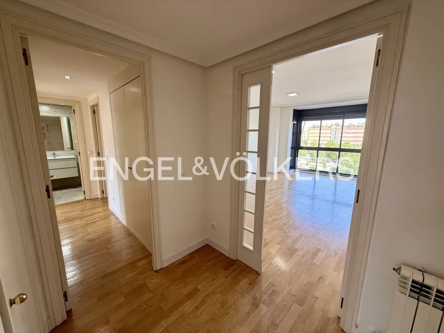 Wohnung zur Miete in Madrid mit Klimaanlage, Heizung und Parkett