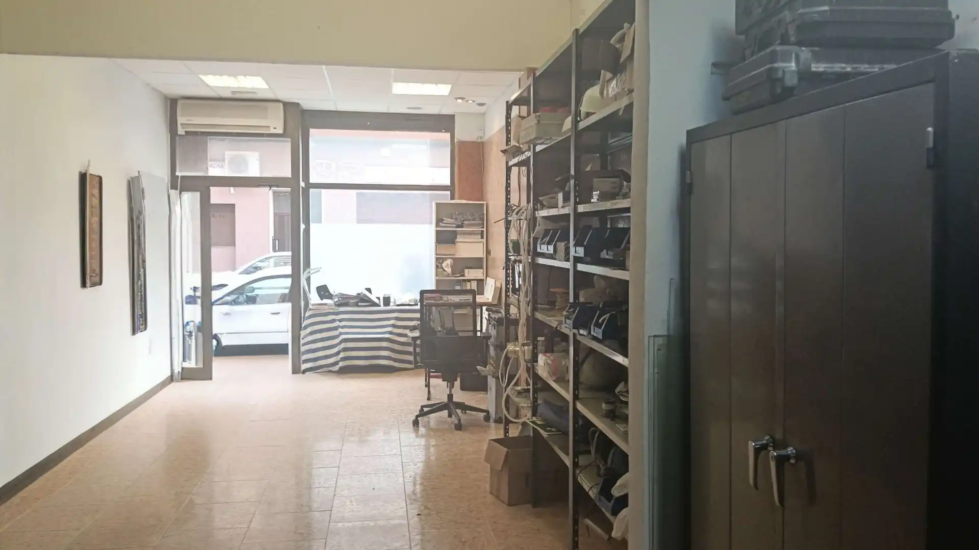 Local en venta en  Zaragoza Capital con Aire acondicionado