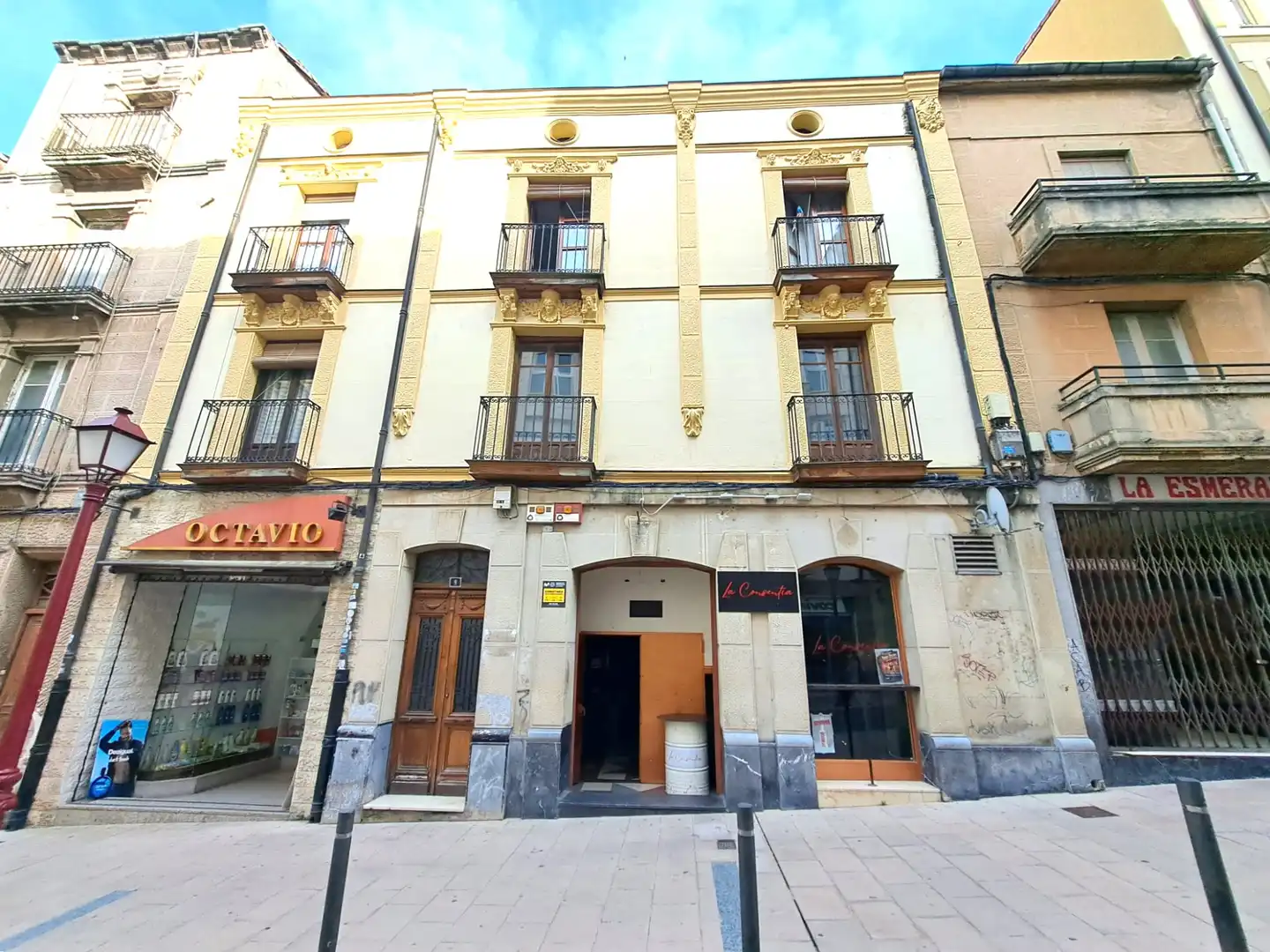 Locale commerciale in vendita a Calle Arrabal 9