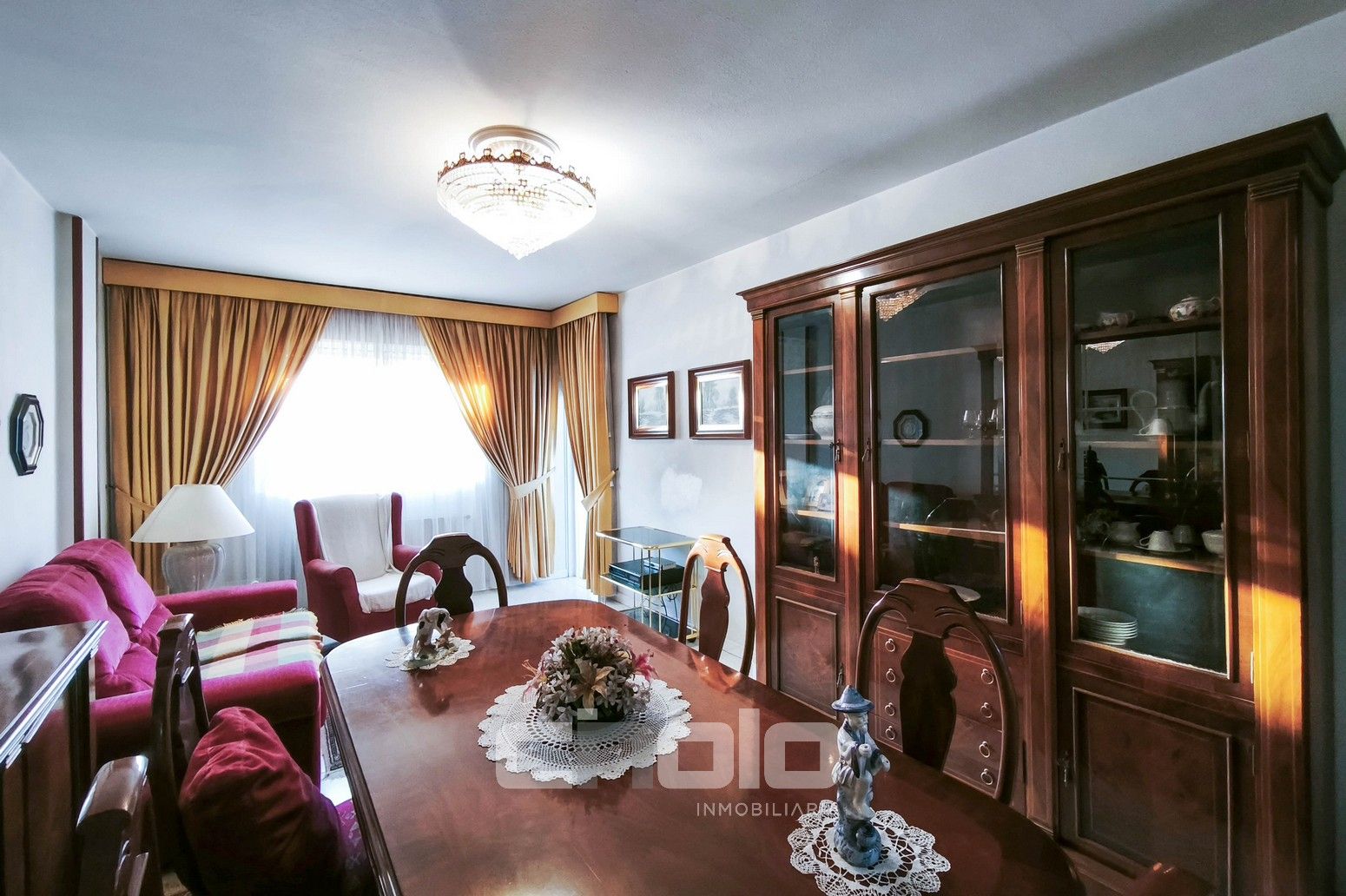 Menjador de Pis en venda en Lugo Capital amb Calefacció, Traster i Moblat