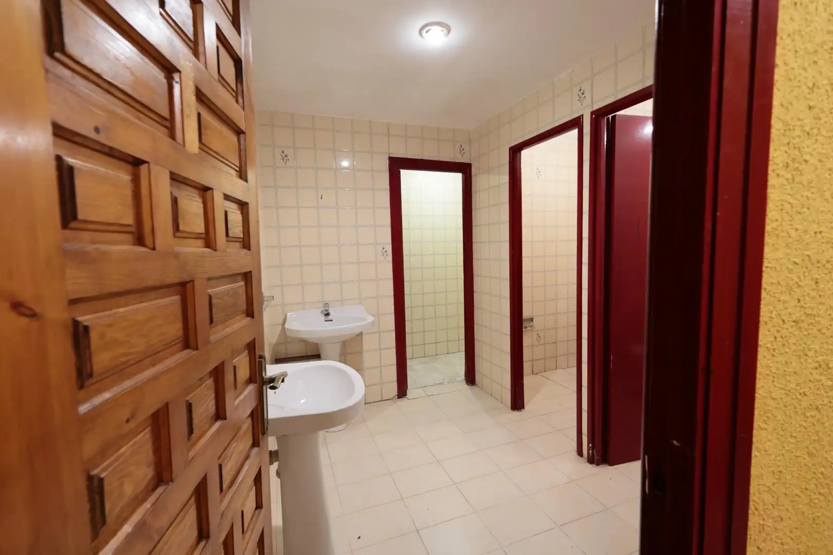 Baño de Edificio en venta en Noceda del Bierzo