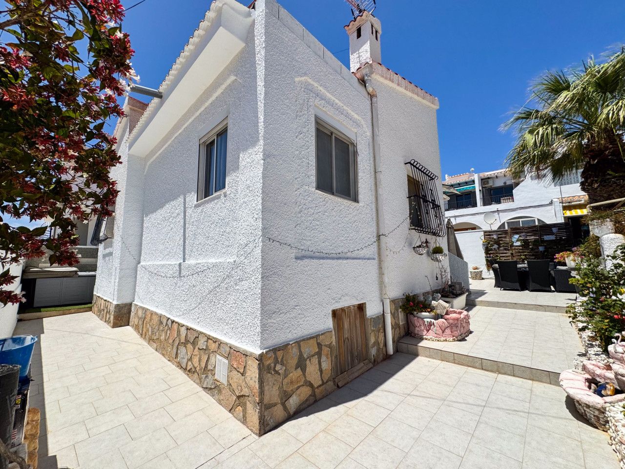 Exterior view of House or chalet for sale in Rojales  with Air Conditioner, Heating and Private garden