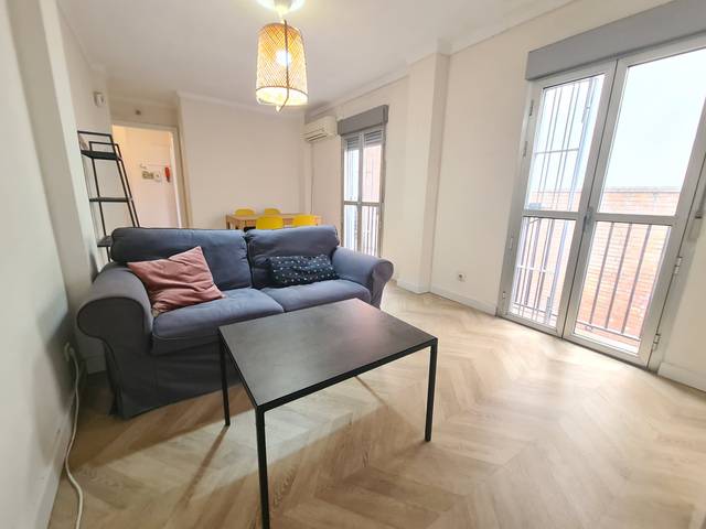 Piso en Venta en Calle Enladrillada, 50 en San Julián