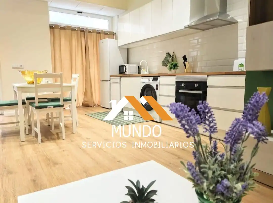 Cuina de Planta baixa en venda en Valencia amb Aire condicionat i Moblat