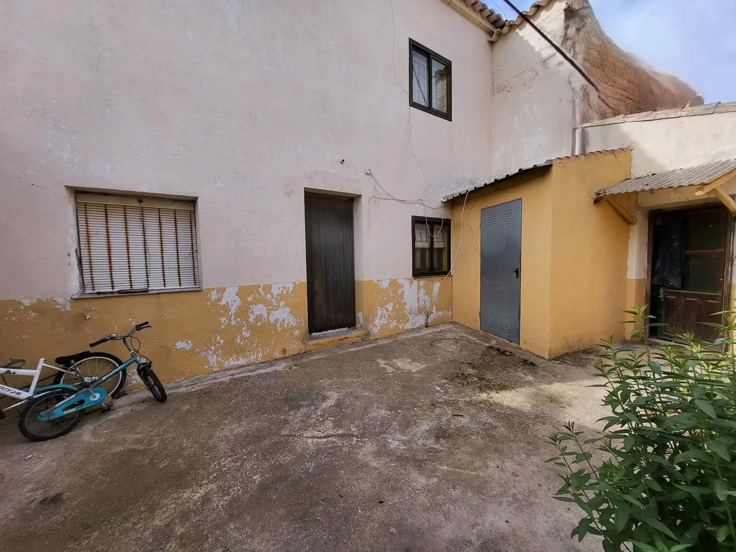 Casa amb terrassa en venda a Sisante, imagen 16