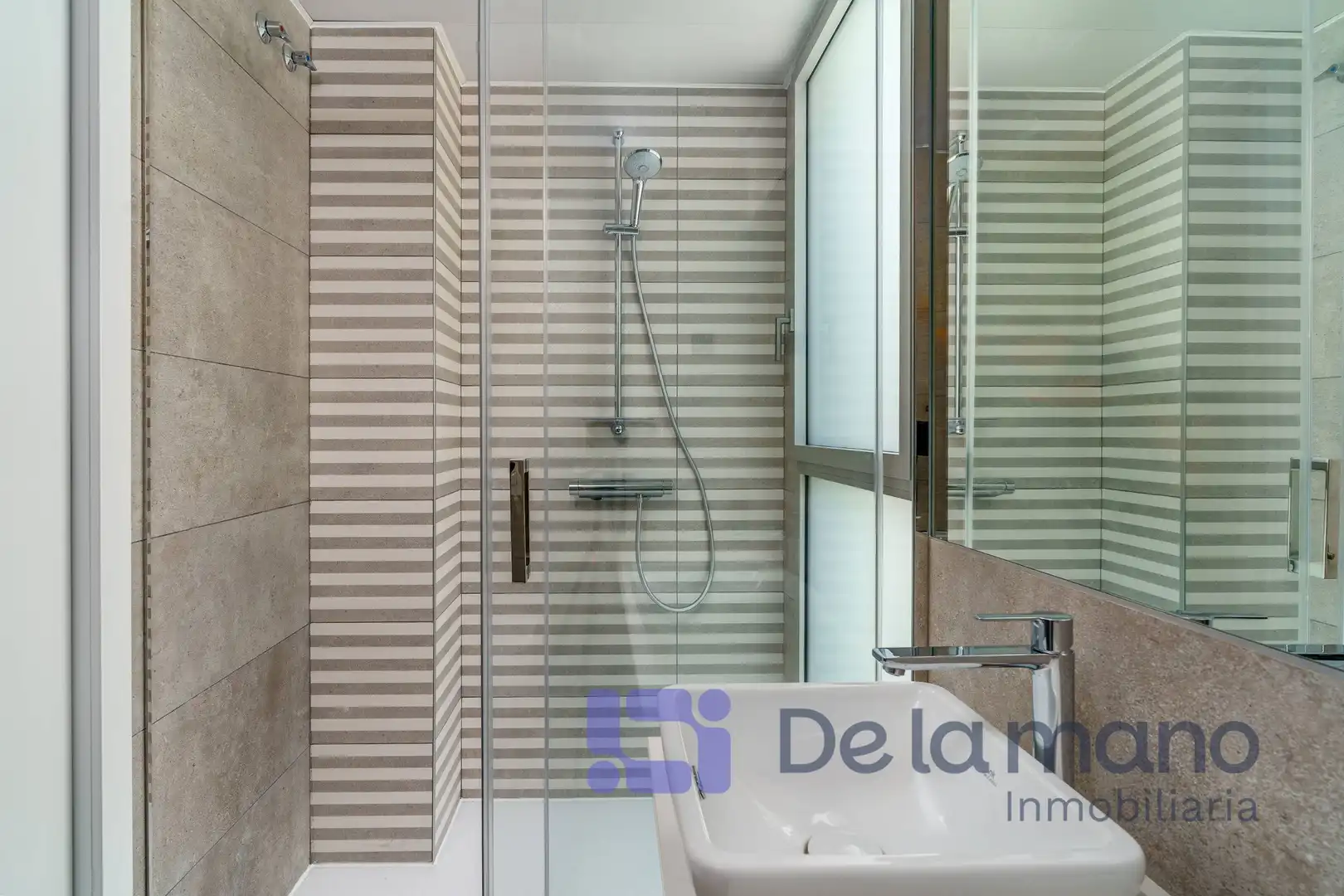 Apartments for rent in Calle de la Costa Brava, 13, Mirasierra