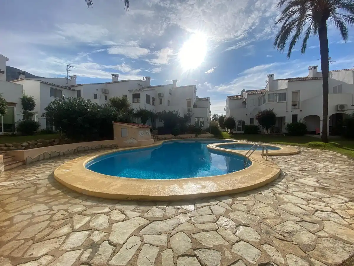 Piscina de Apartament de lloguer en Dénia amb Aire condicionat, Calefacció i Terrassa