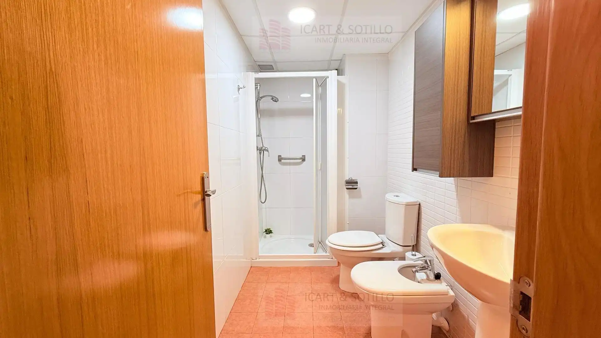 Baño de Piso en venta en Vinaròs con Aire acondicionado, Calefacción y Parquet