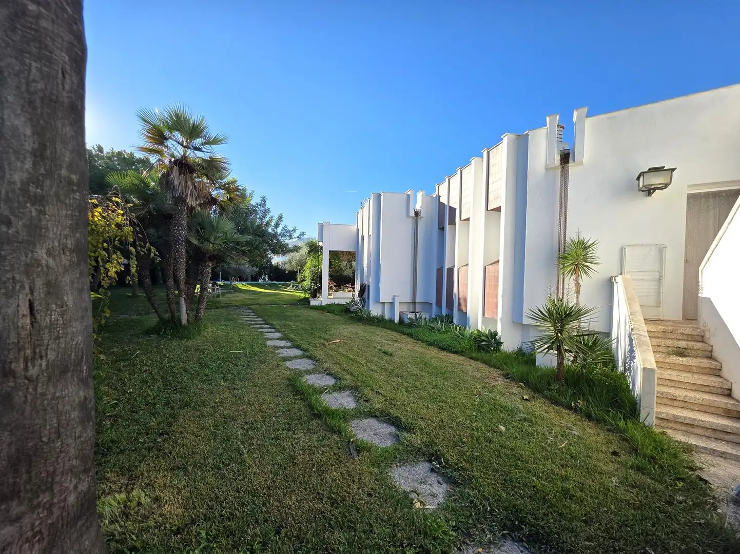Vista exterior de Casa o xalet en venda en Castellón de la Plana / Castelló de la Plana amb Jardí privat, Terrassa i Piscina