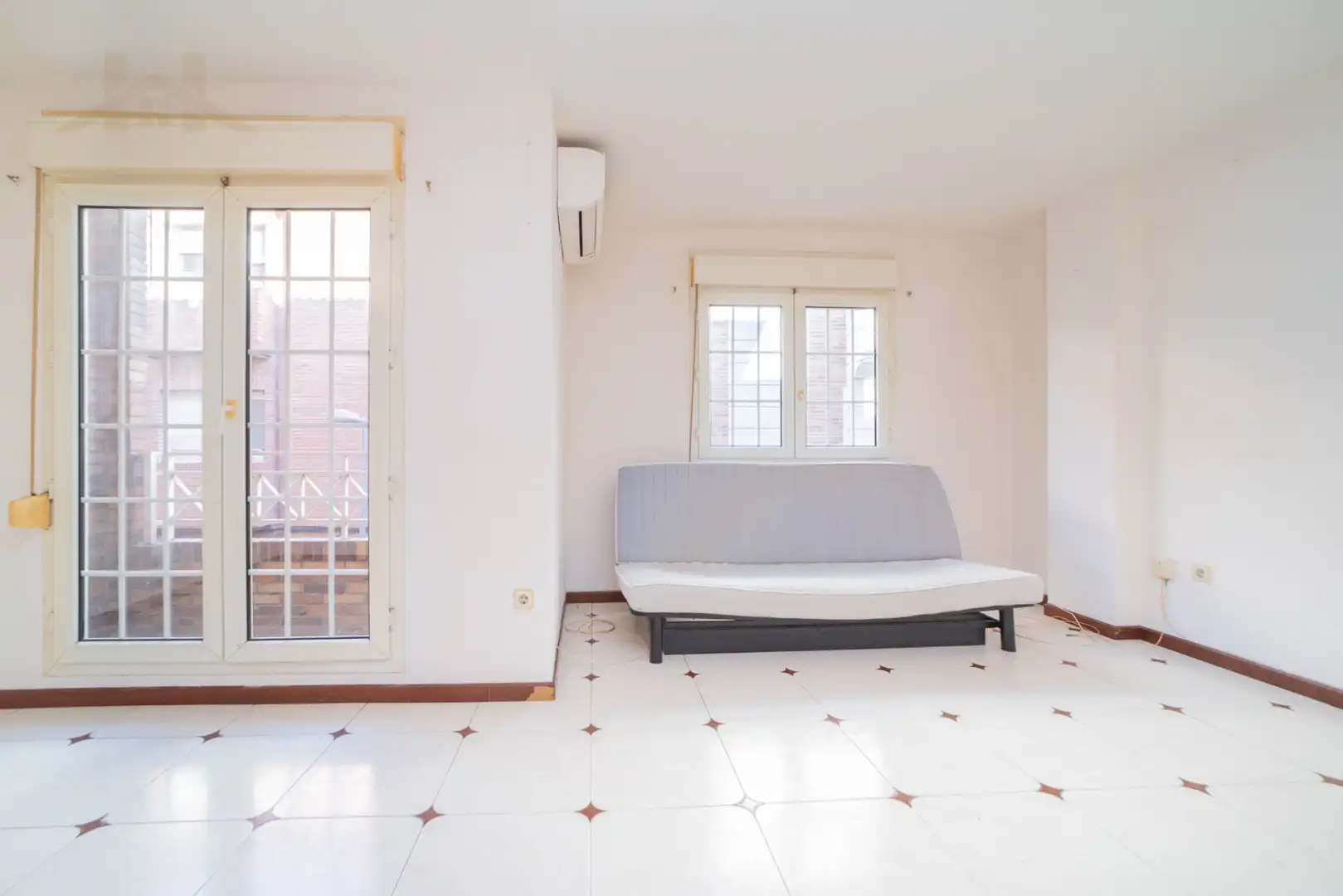 Schlafzimmer von Wohnung zum Verkauf in Casco Antiguo