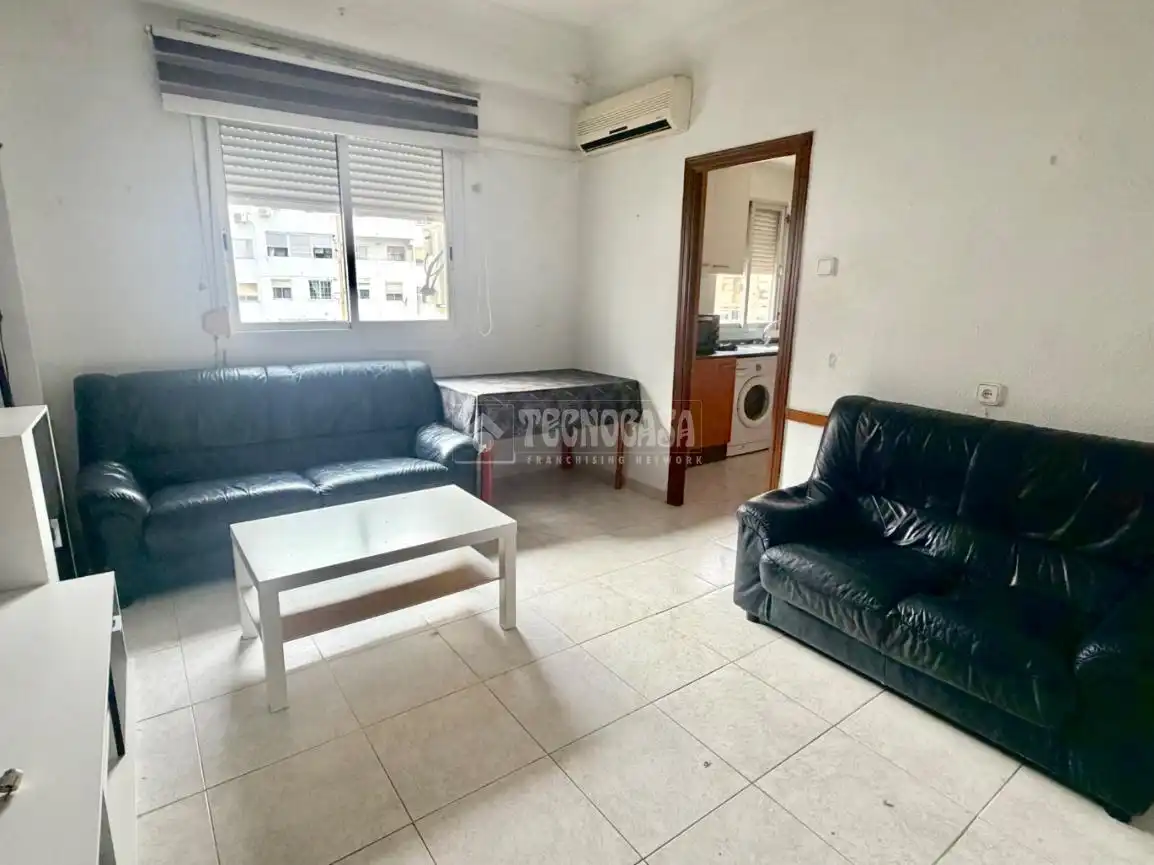 Living room of Flat for sale in Valencia  with Air Conditioner and Balcony