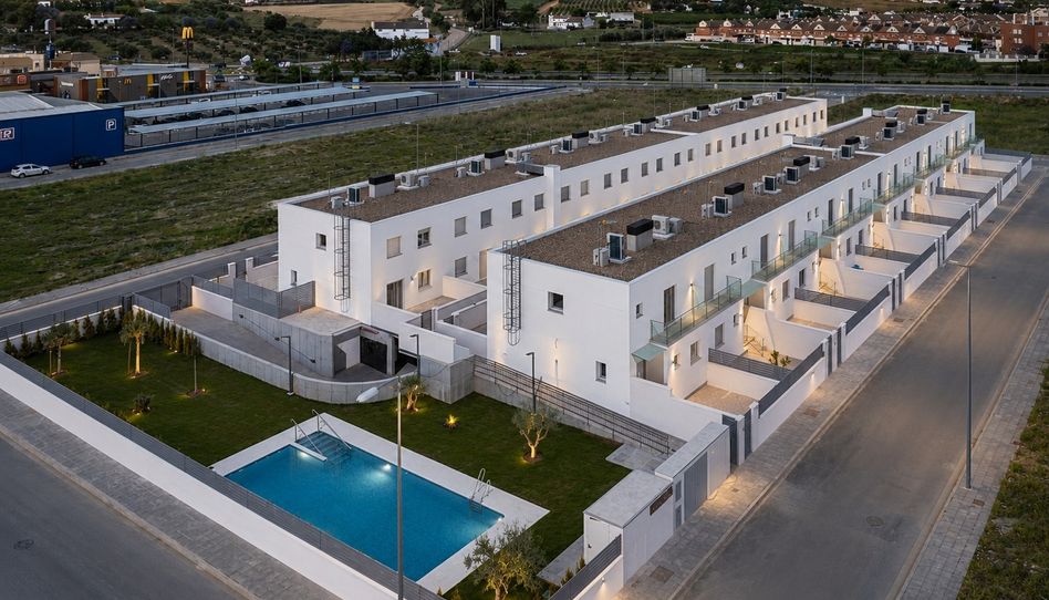 Foto 0 de RESIDENCIAL LOS LIRIOS