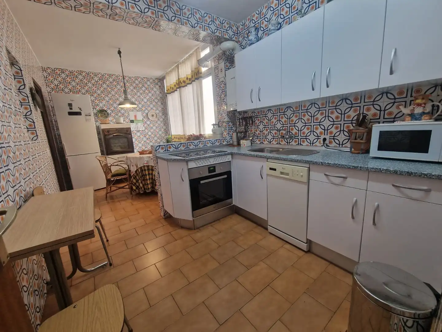 Kitchen of Flat for sale in Talavera de la Reina  with Terrace, Washing machine and Balcony