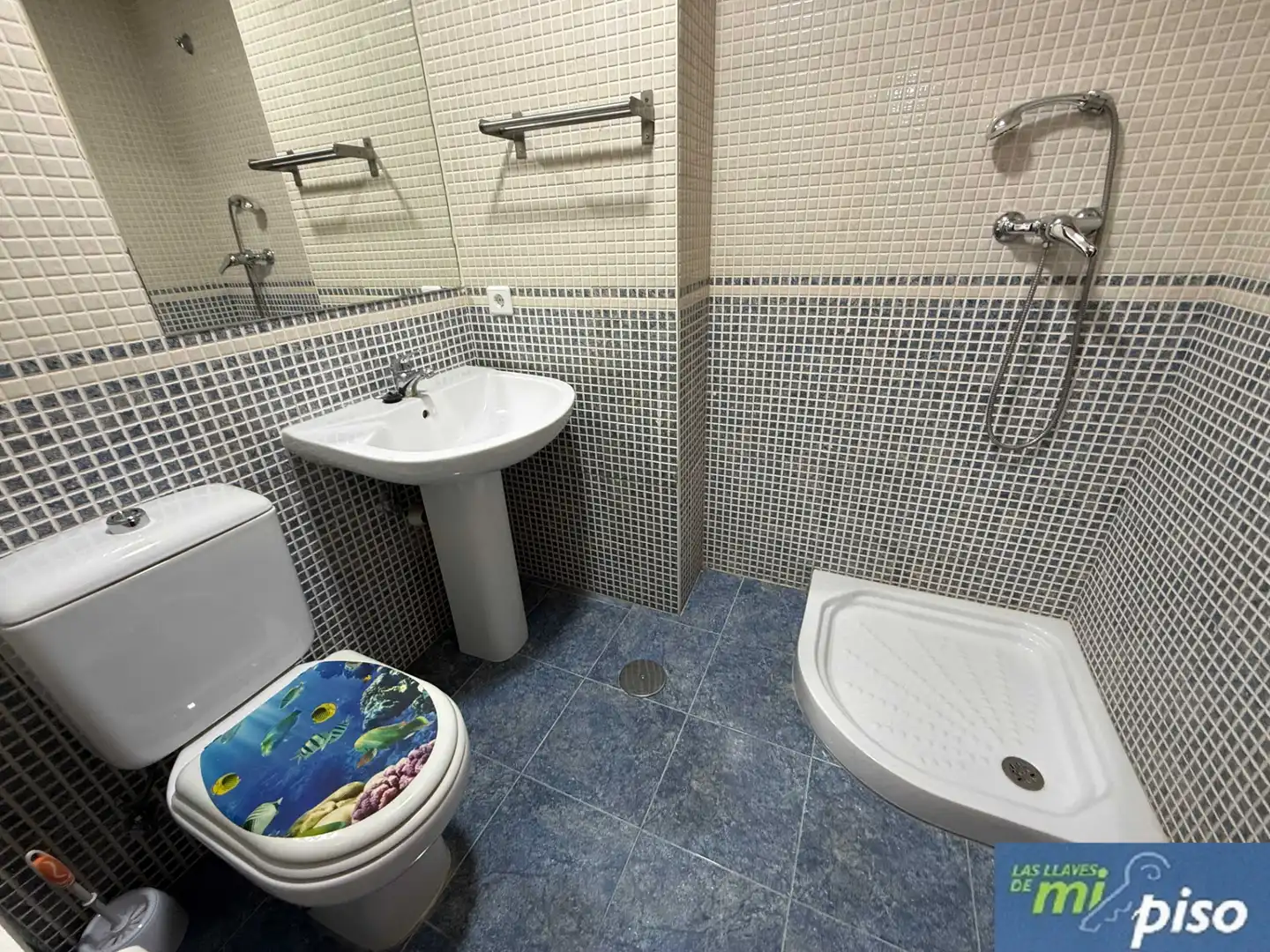 Baño de Piso en venta en Santovenia de Pisuerga con Calefacción, Terraza y Trastero