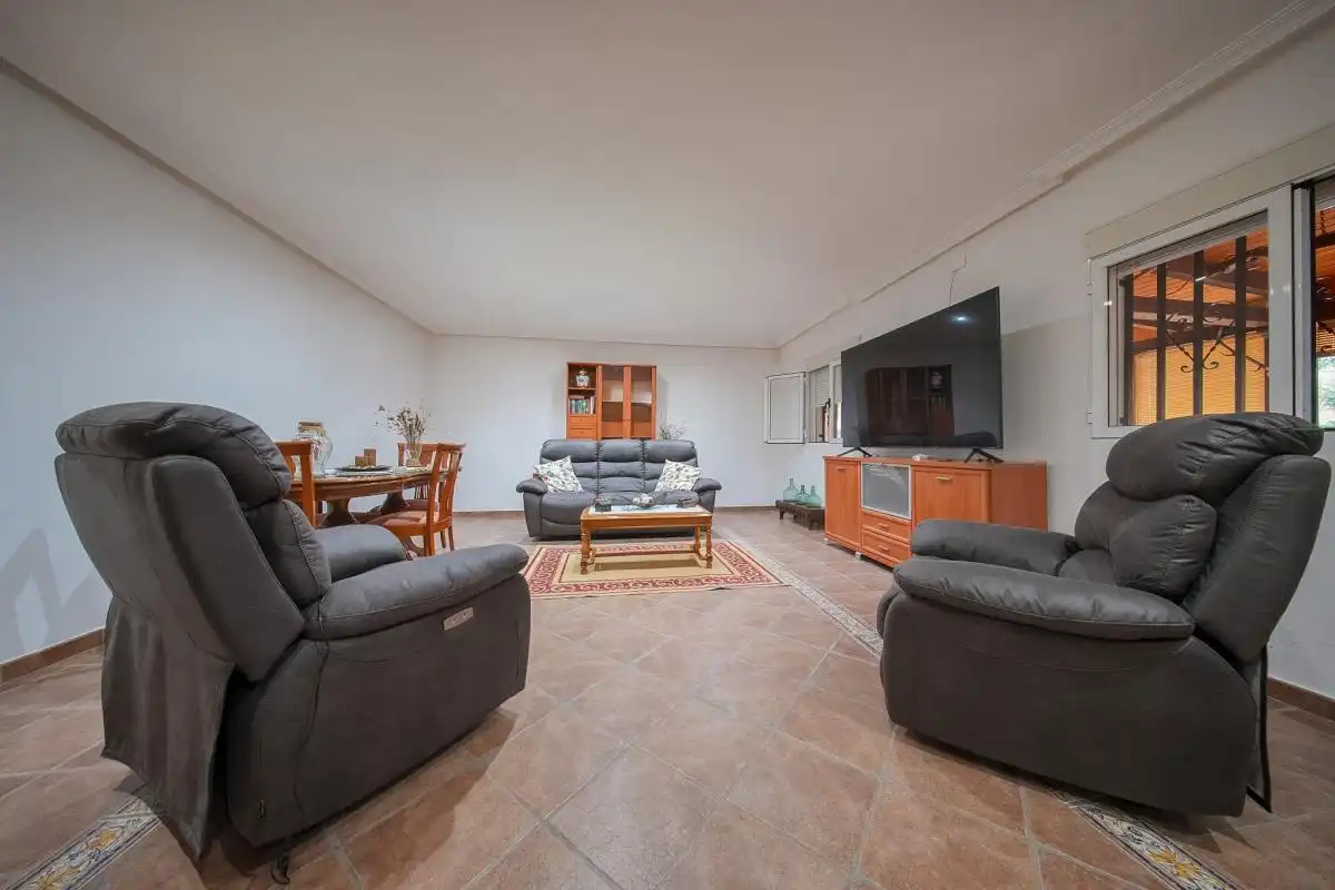 Sala de estar de Casa o chalet en venta en Villarejo de Salvanés con Calefacción, Jardín privado y Terraza