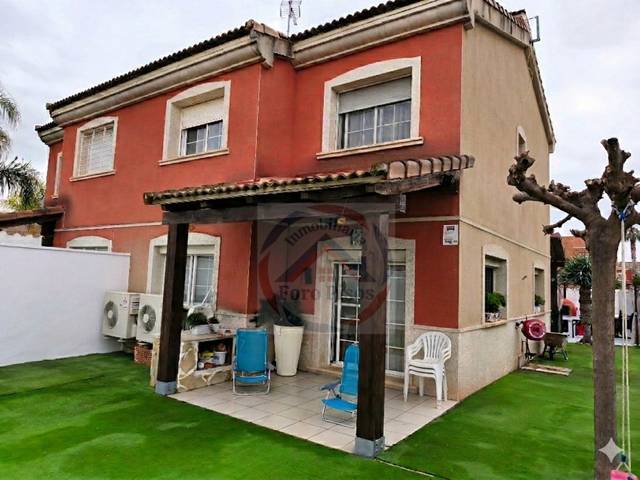 Casa-chalet en Venta en Pla dels Aljubs
