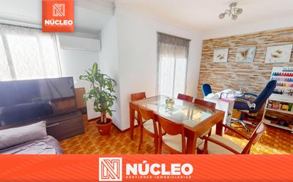 Living room of Flat for sale in Alicante / Alacant  with Air Conditioner, Balcony and Internet