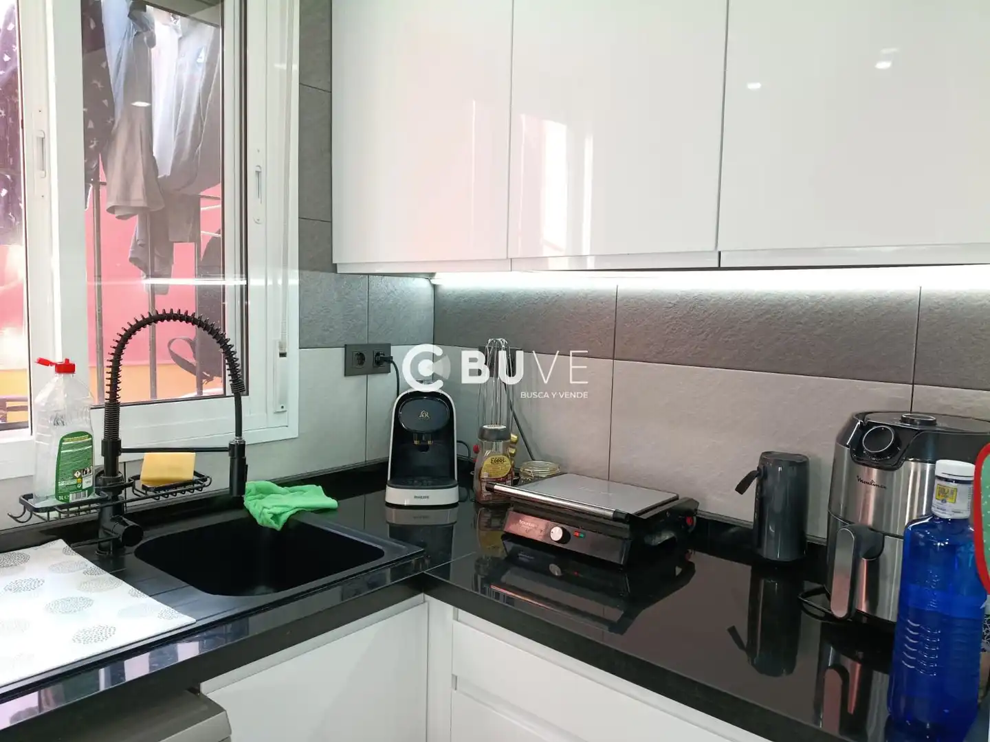 Kitchen of Houses for sale in Huévar del Aljarafe  with Air Conditioner, Heating and Terrace