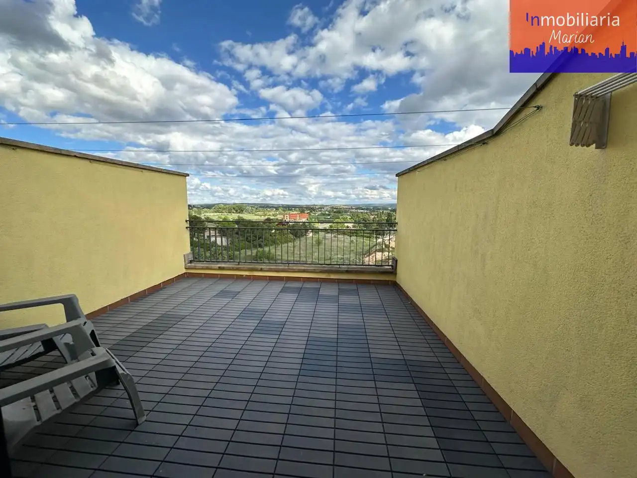 Terraza de Casa o chalet en venta en Aranda de Duero con Calefacción, Jardín privado y Terraza