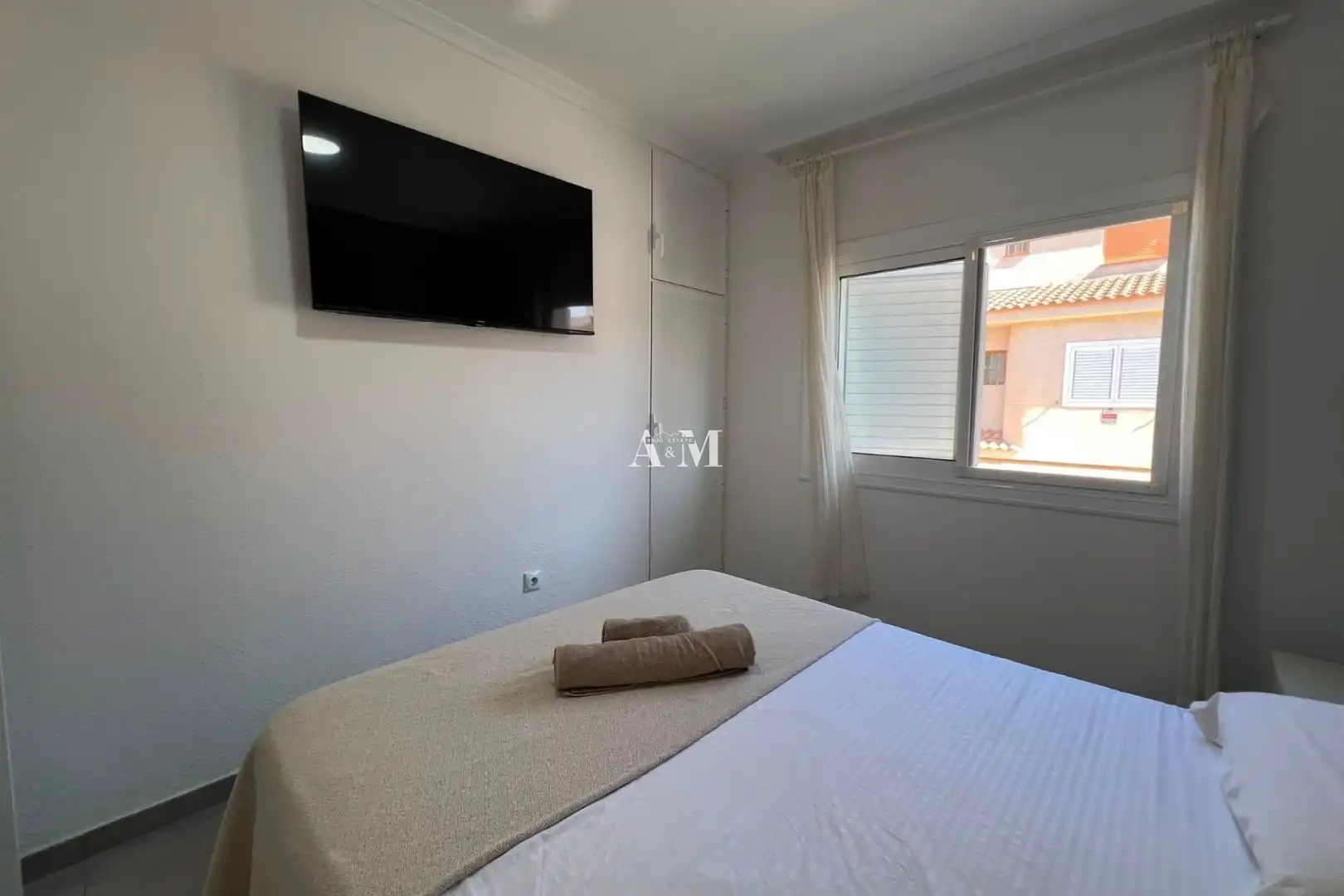 Schlafzimmer von Einfamilien-Reihenhaus zur Miete in Santa Pola mit Klimaanlage, Heizung und Privatgarten