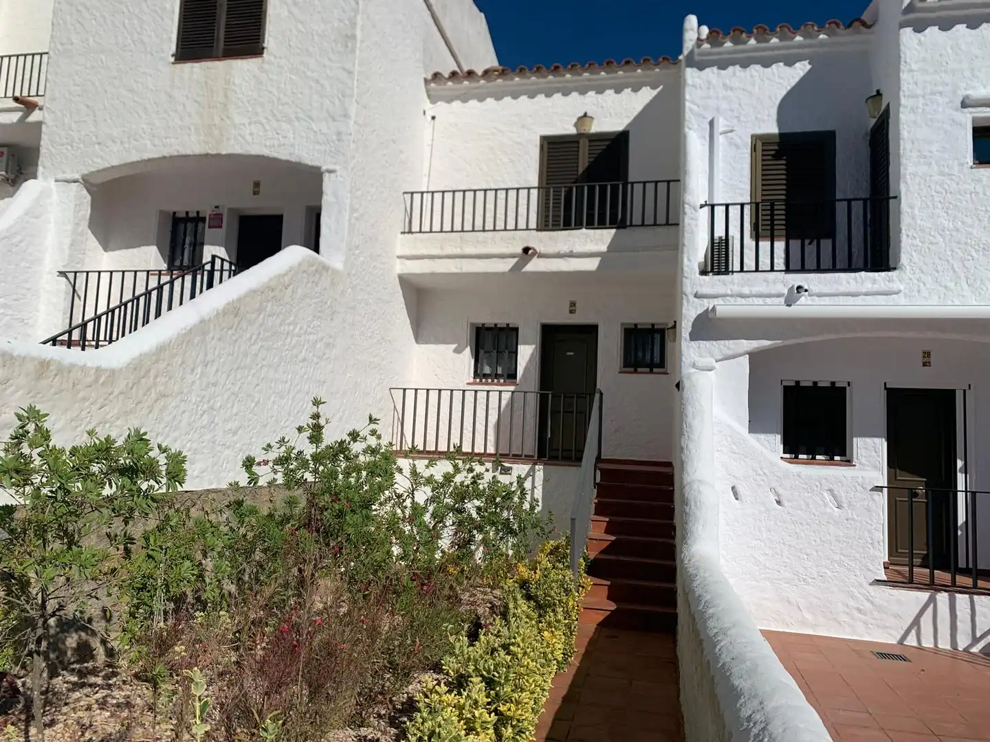 Vista exterior de Casa o xalet en venda en Roses amb Aire condicionat, Calefacció i Jardí privat