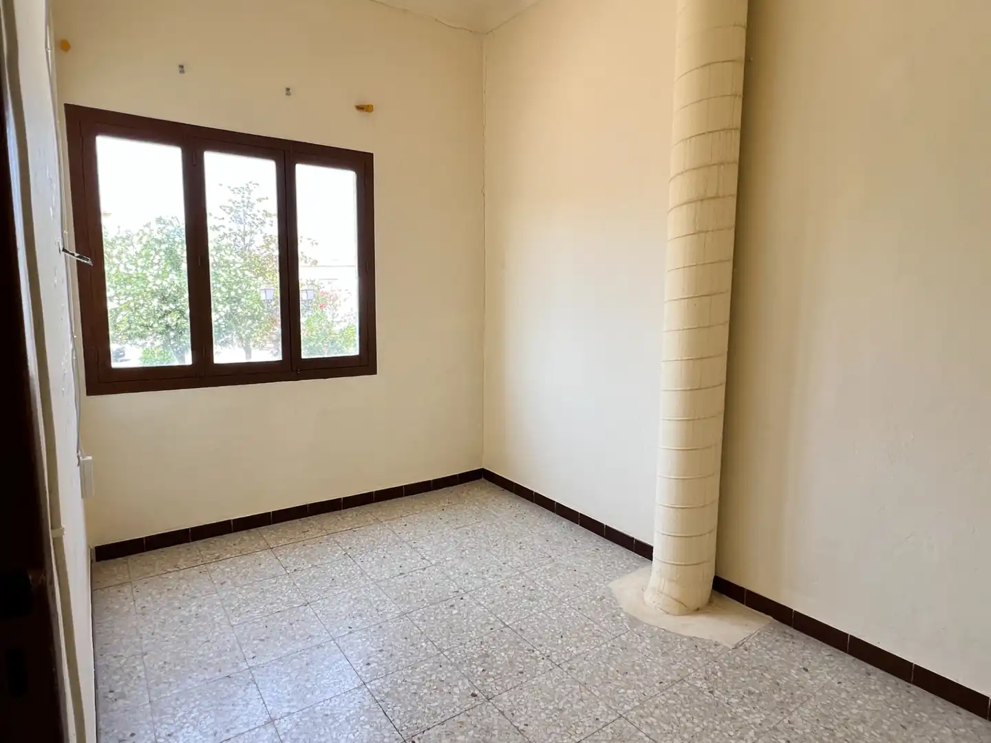 Dormitori de Casa o xalet en venda en Villafranca de los Caballeros amb Traster