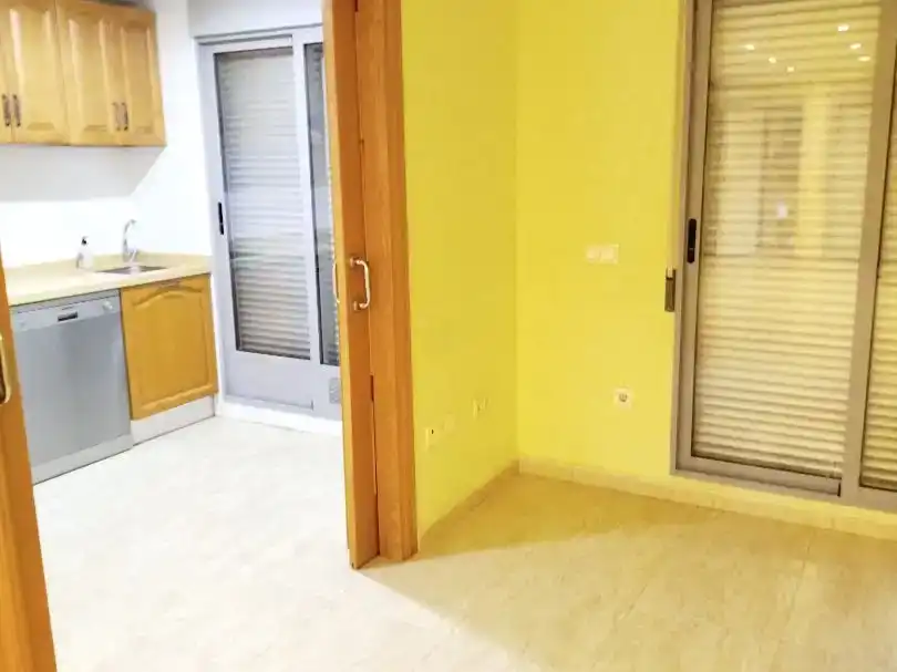 Maisonette zum Verkauf in Murcia mit Klimaanlage und Balkon