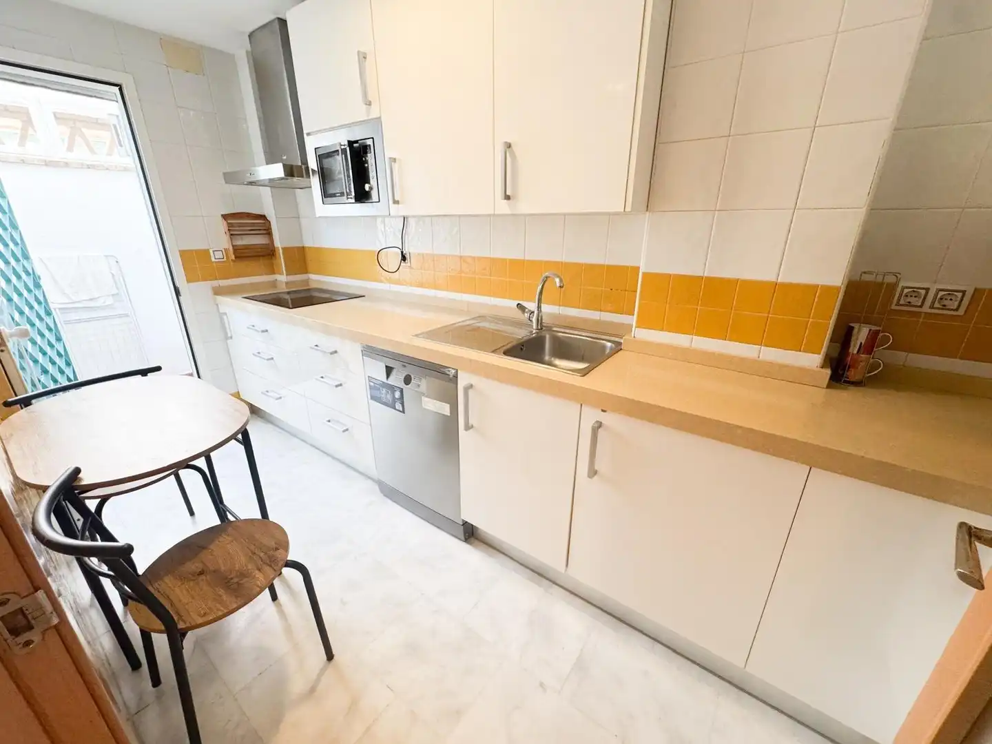 Adosado con terraza en venta en El Portil, imagen 10