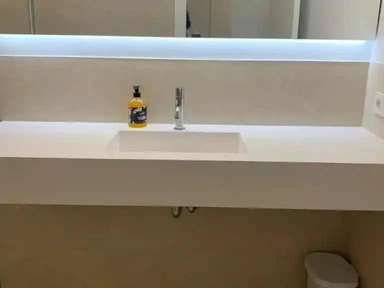 Bathroom of Flat for rent in Pollença  with Air Conditioner, Private garden and Furnished
