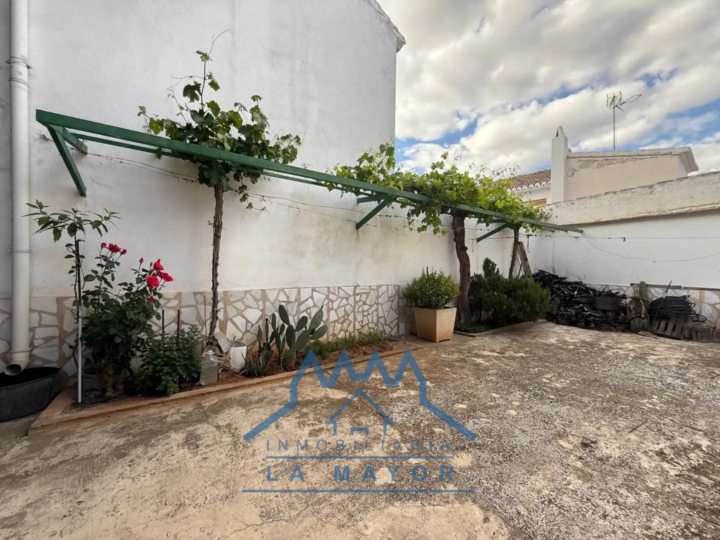 Jardí de Casa o xalet en venda en Almagro amb Jardí privat, Terrassa i Traster
