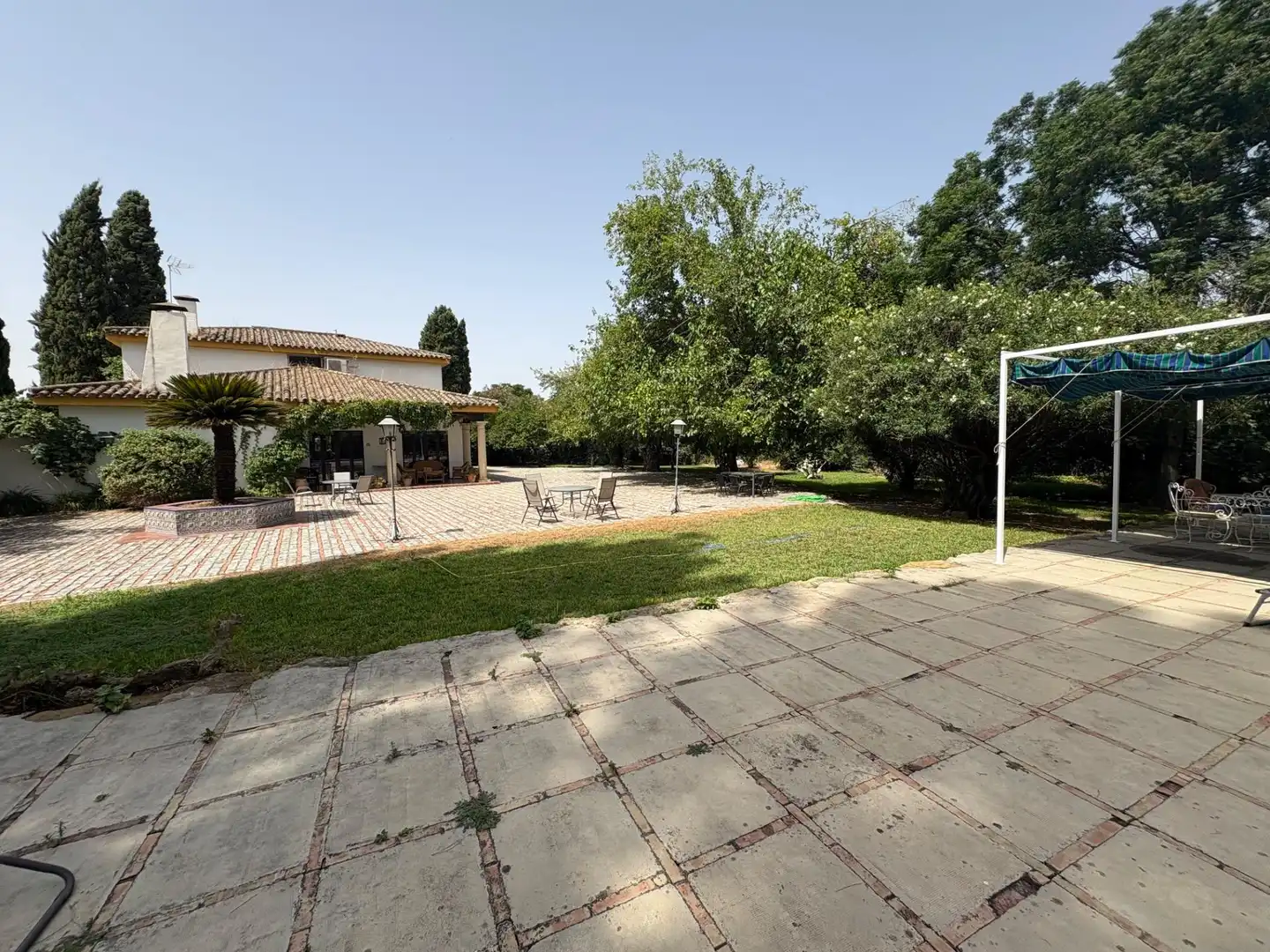 Jardí de Casa o xalet en venda en Córdoba amb Aire condicionat, Jardí privat i Piscina