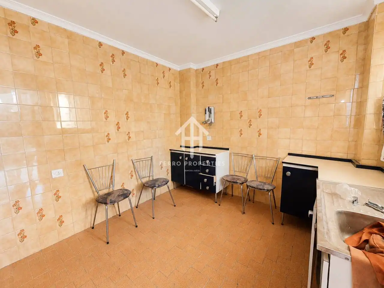 Kitchen of Flat for sale in Huétor Tájar  with Furnished