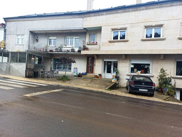 Local comercial en Alquiler en Lugar Benza en Trazo