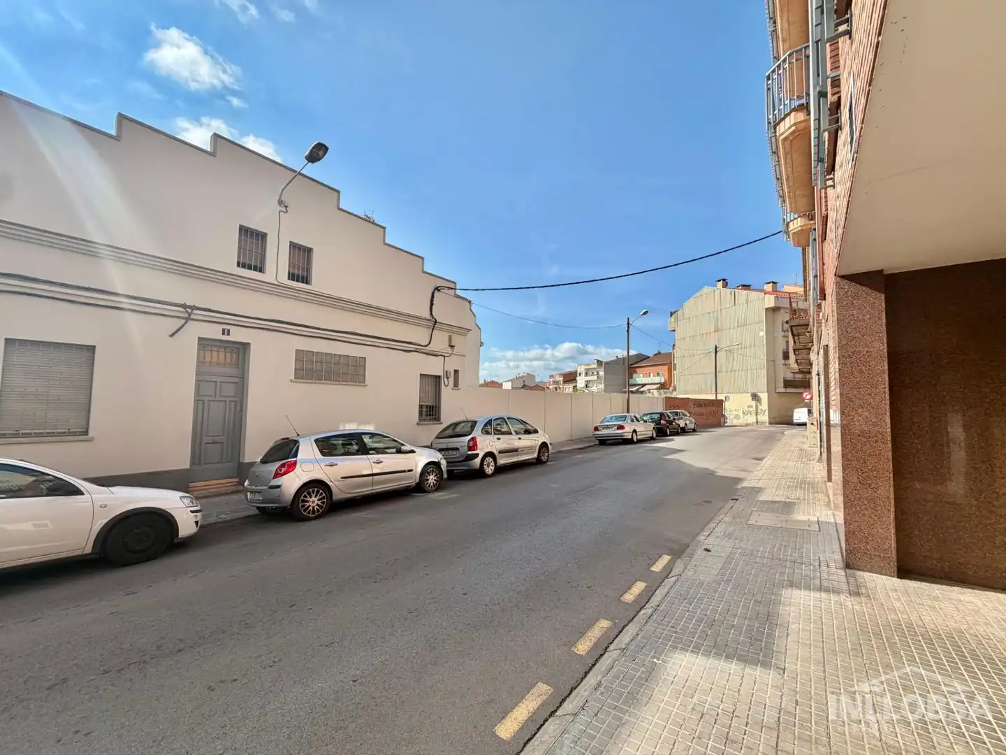 Vista exterior de Pis en venda en Manresa amb Calefacció, Parquet i Terrassa