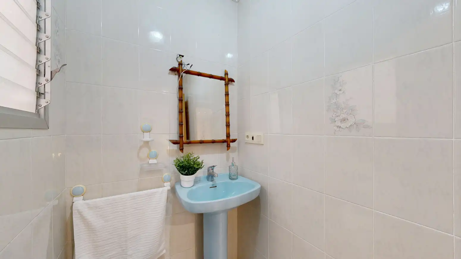 Baño de Piso en venta en Riba-roja de Túria con Terraza