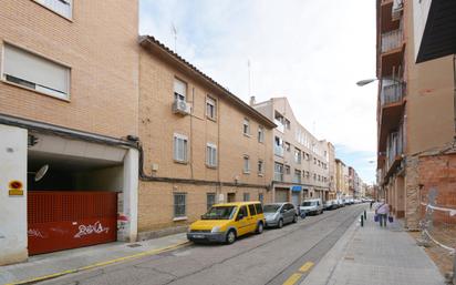 Exterior view of Flat for sale in  Zaragoza Capital  with Balcony