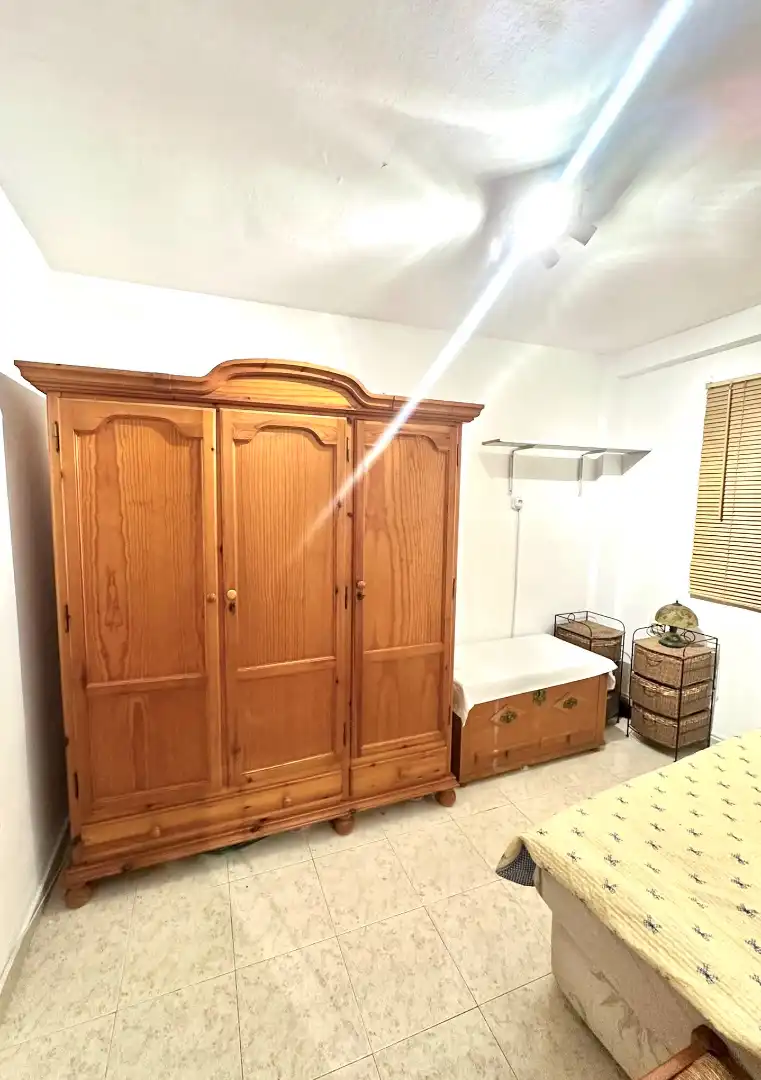 Schlafzimmer von Wohnung zur untervermieten in Málaga mit Möbliert, Ofen und Waschmaschine