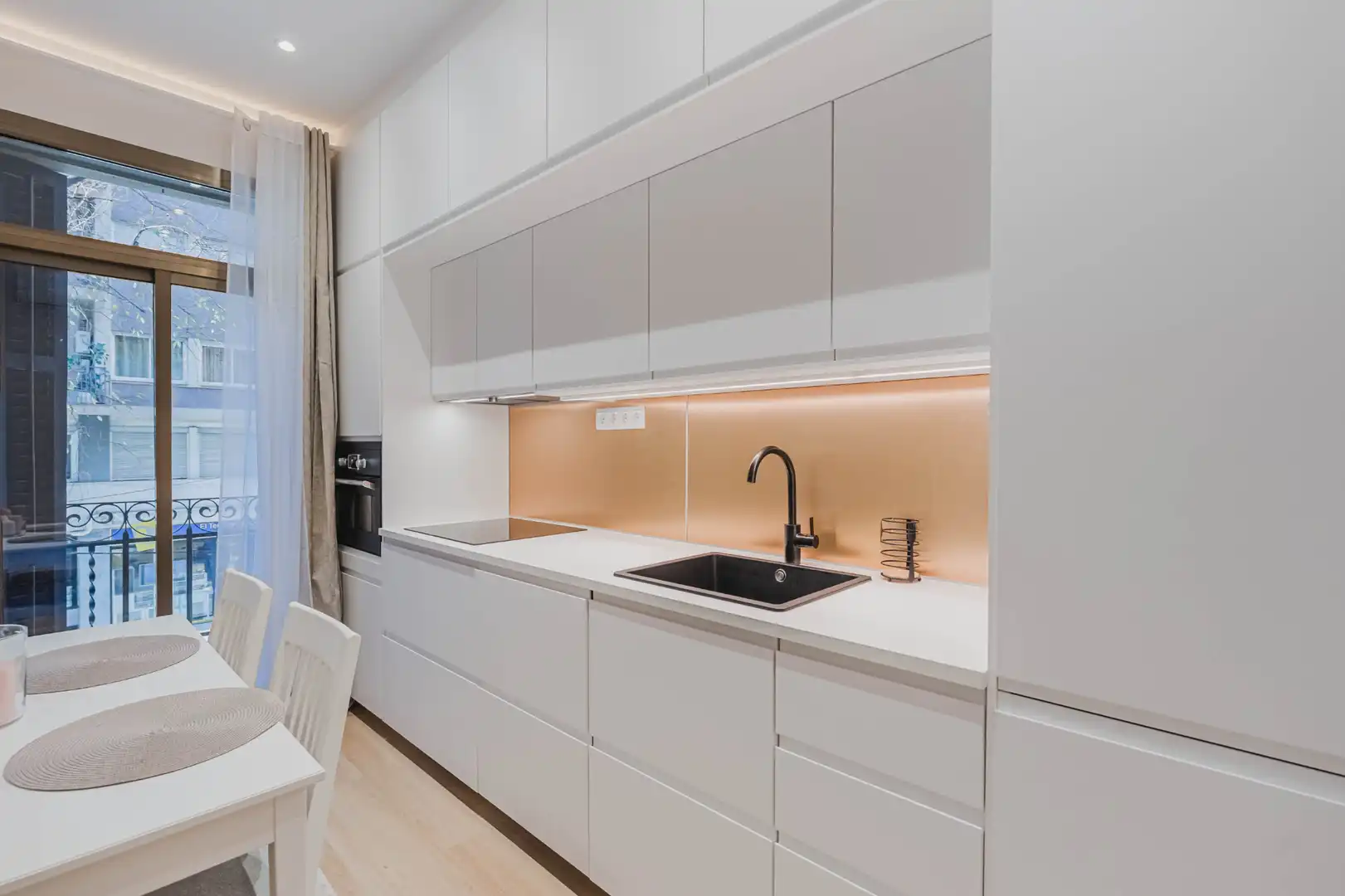 Flat with terrace for sale in Carrer de València, imagen 9