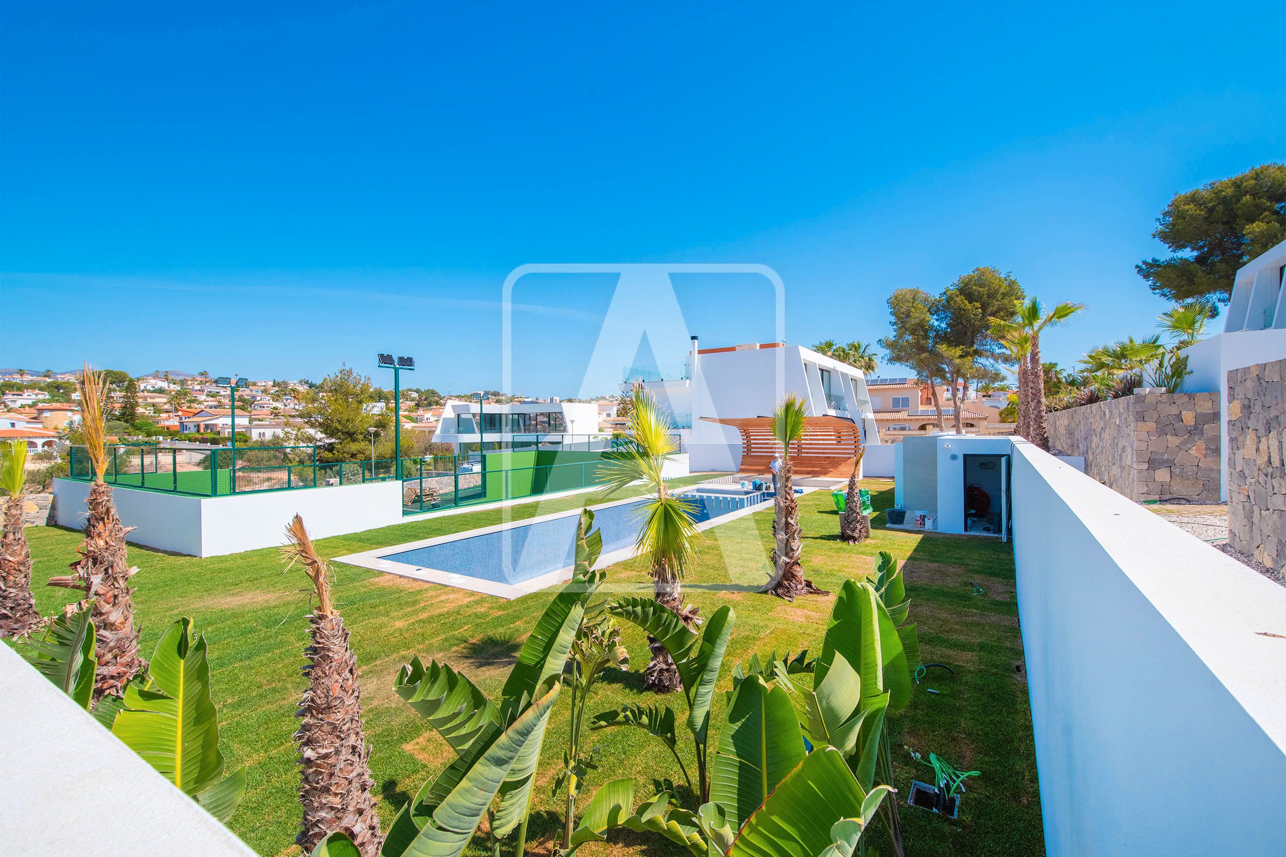 Casa adosada en venda a Marisol Park - Ortembach - Los Almendros