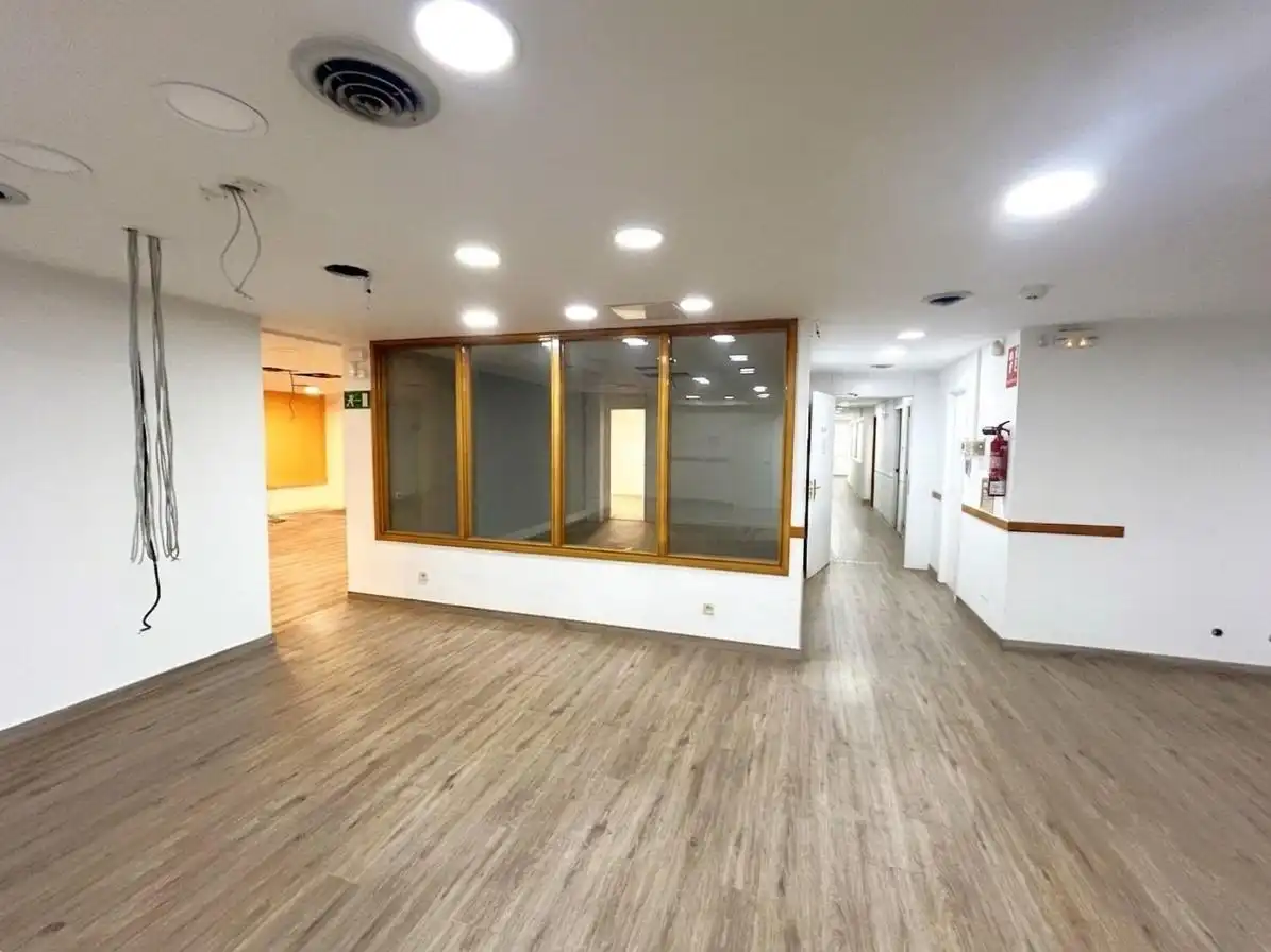 Gewerbefläche zur Miete in Carrer Carrer València, imagen 5