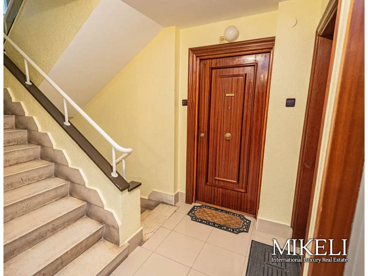 Piso en venta en Calle Vargas, Cuatro Caminos